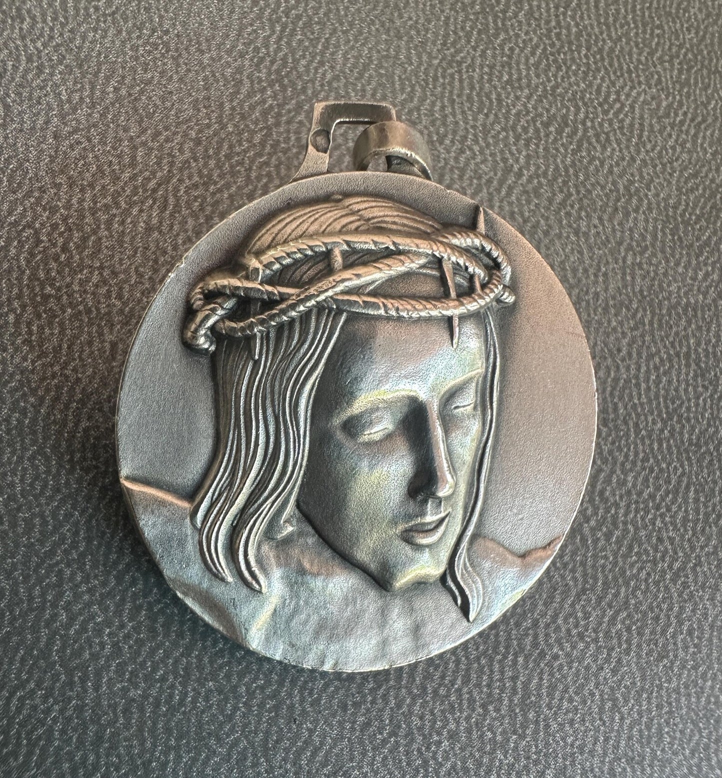 Rare Solid Silver Christ Medal – Minerva Hallmark, Cunfraterna di Santa Croce Bastia