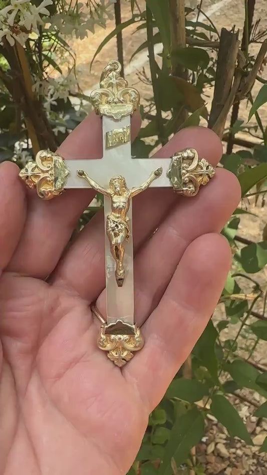 Antique French Crucifix in Vermeil & Mother-of-Pearl – 19th Century Religious Pendant – Fleur-de-Lys Details