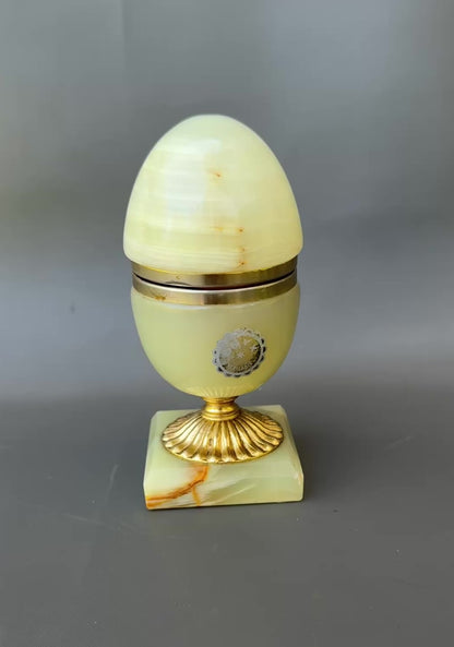 Vintage Onyx Egg Jewelry Box, Yellow White Onyx with Gold Base, 1970s Trinket Box