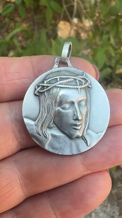 Rare Solid Silver Christ Medal – Minerva Hallmark, Cunfraterna di Santa Croce Bastia